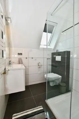 Sıra Ev, 3 Yatak Odası, Özel Banyo, Dağ Yamacı