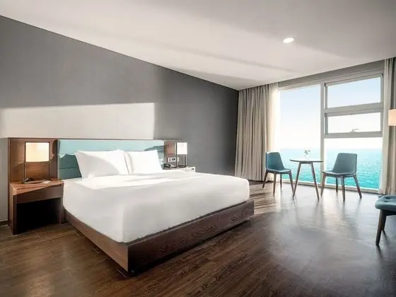 Büyük Yataklı Tek Kişilik Oda