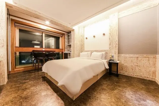 Tek Büyük Yataklı Oda, Okyanus Manzaralı (B - High floor)