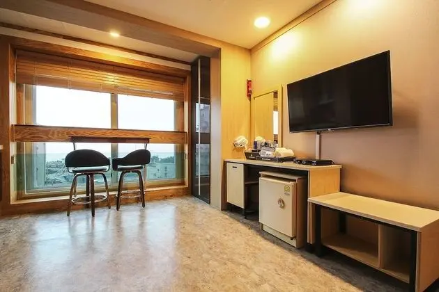 Traditional Oda, Okyanus Manzaralı (Mid-level floor)