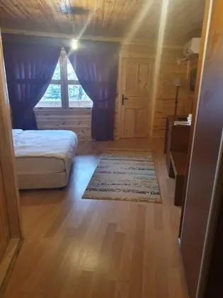 Standart Oda, Göl Manzaralı, Balkonlu
