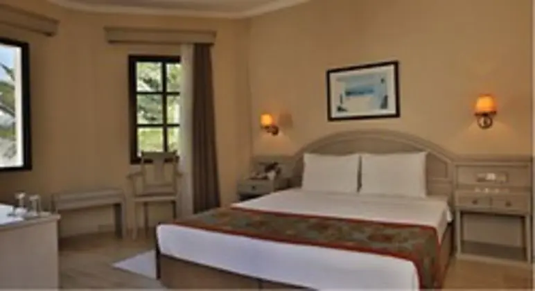 Standart Oda French Bed