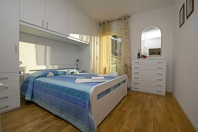 Family Apart Daire, 1 Çift Kişilik Yatak ve Çekyat, Bahçeli (Torbole Relax, Pool & Balcony)