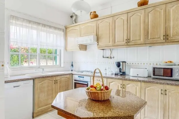 Villa (5 Bedrooms)