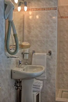 Tek Büyük Yataklı Oda (Small)