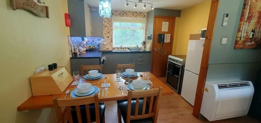 Standard Kulübe, 2 Yatak Odası, Küvet (Lodge 4)