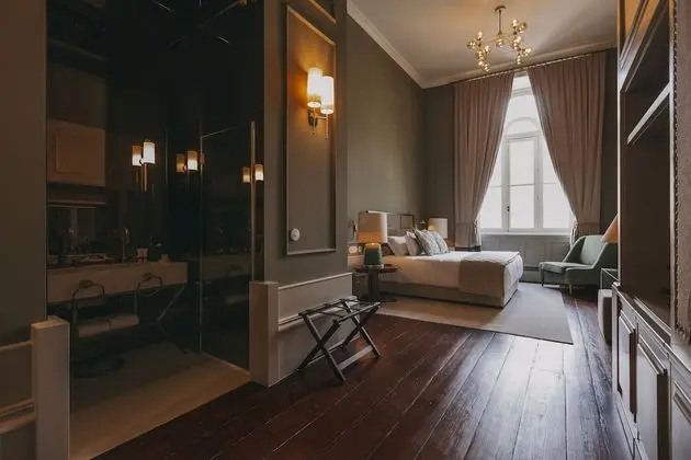 Deluxe Tek Büyük Yataklı Oda