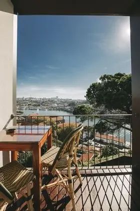 Deluxe Süit, Balkon, Nehir Manzaralı (Junior)