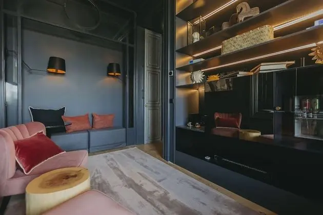 Royal Süit, Küvet, Nehir Manzaralı