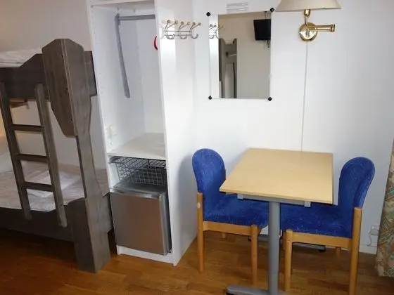 Üç Kişilik Oda, Ortak Banyo
