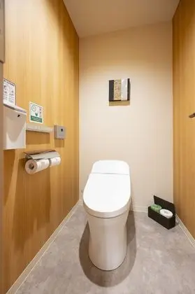 Economy Kulübe, Sadece kadınlar için, Sigara İçilmez (Economy Pod)