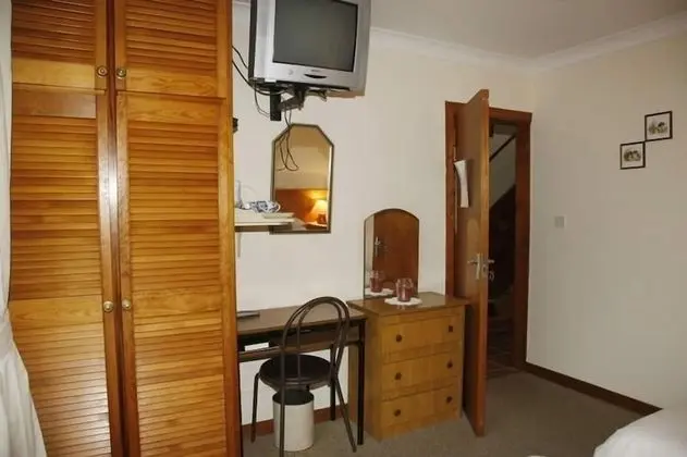 Tek Büyük Yataklı Oda, Banyolu/Duşlu