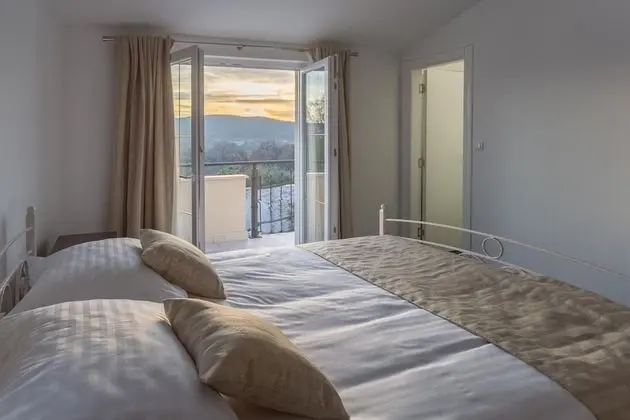 Villa, Sigara İçilebilir