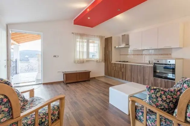 Villa, Sigara İçilebilir