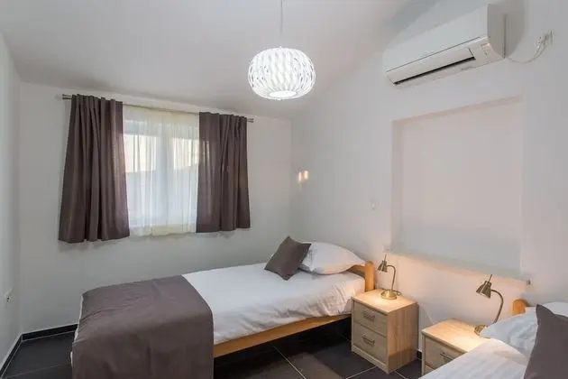 Villa, Sigara İçilebilir