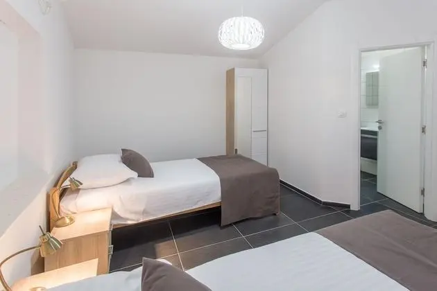 Villa, Sigara İçilebilir