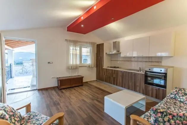 Villa, Sigara İçilebilir