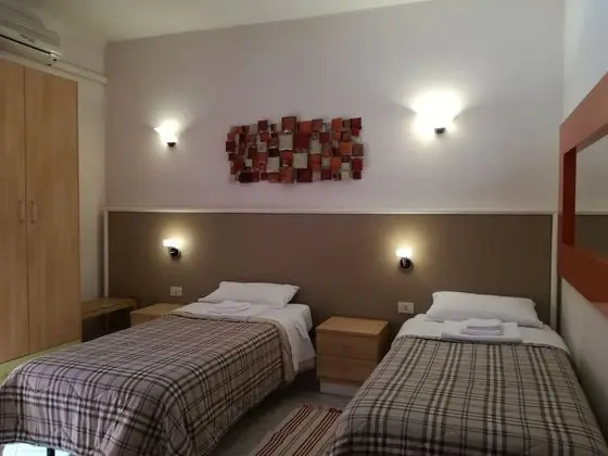 İki Ayrı Yataklı Oda