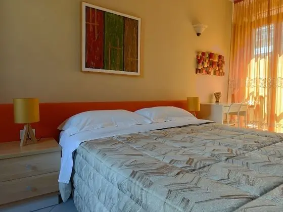 Tek Büyük Yataklı Oda, 1 Büyük (Queen) Boy Yatak