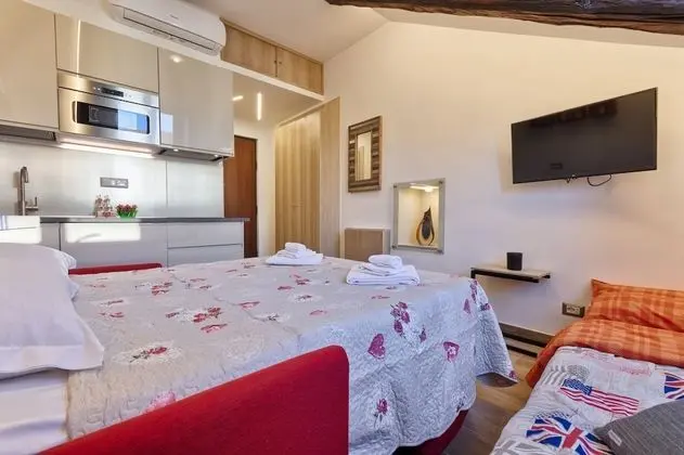 Stüdyo, Sigara İçilmez