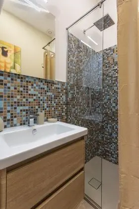 Stüdyo, Sigara İçilmez