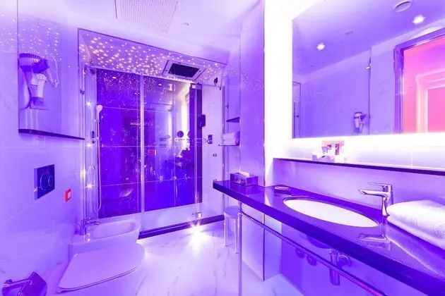 Deluxe Üç Kişilik Oda