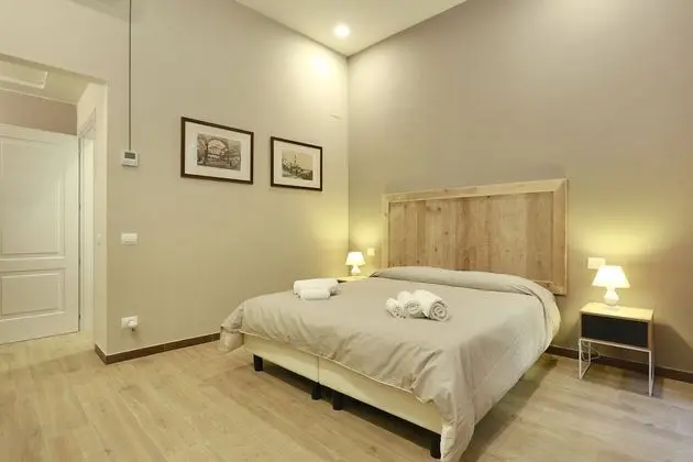 Tek Büyük Yataklı Oda