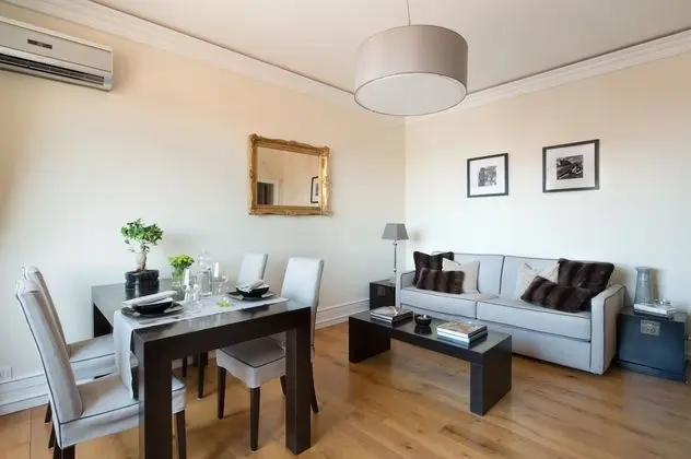 Süit, Şehir Manzaralı (Belvedere)