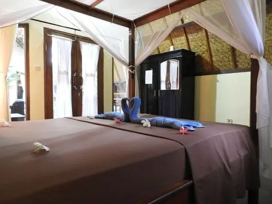 Deluxe Tek Büyük Yataklı Oda, 1 Çift Kişilik Yatak, Bahçe Manzaralı, Bahçeli