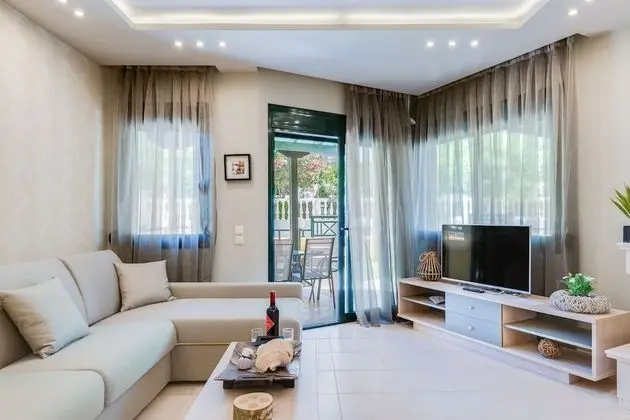 Deluxe Villa