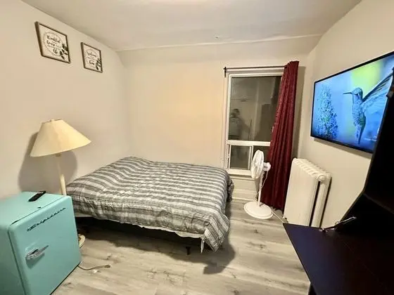 Economy Tek Büyük Yataklı Oda