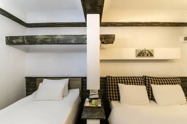 Tek Büyük veya İki Ayrı Yataklı Oda