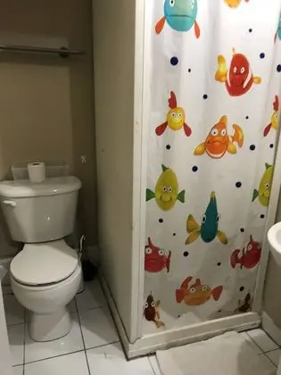 Dört Kişilik Oda, Özel Banyo (One Double Bed, Two Single Bed)
