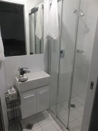 Tek Büyük Yataklı Oda (St Ives - Queen Room with Ensuite)