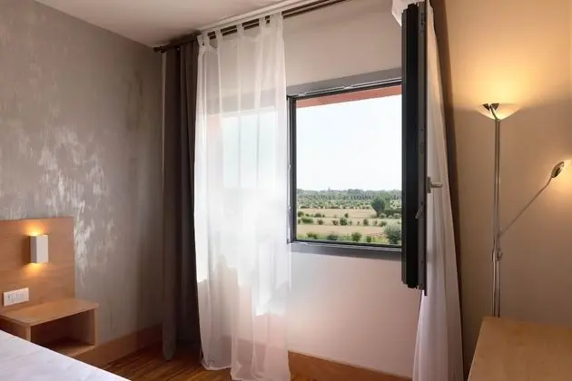 Classic Tek Büyük Yataklı Oda