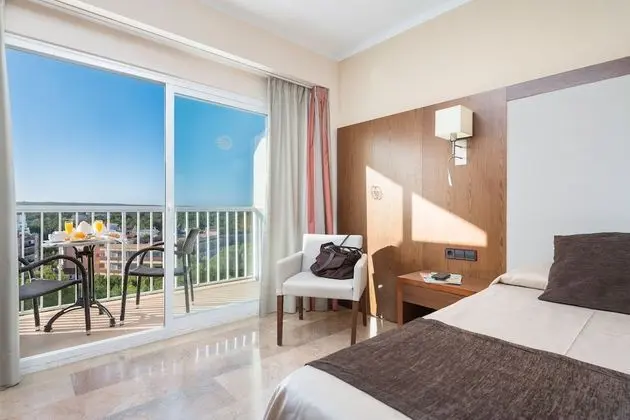 Standard Büyük Yataklı Tek Kişilik Oda, Balkon