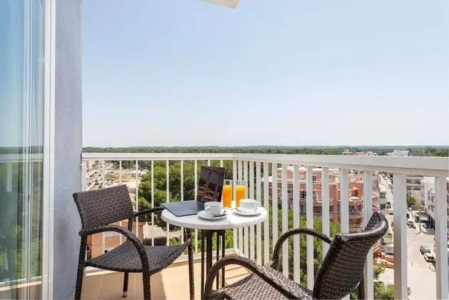 Standard Üç Kişilik Oda, Balkon
