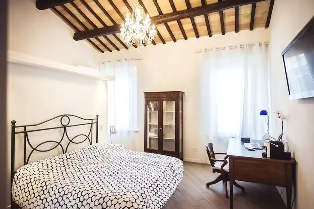 Tek Büyük Yataklı Oda (Il Mosaico)