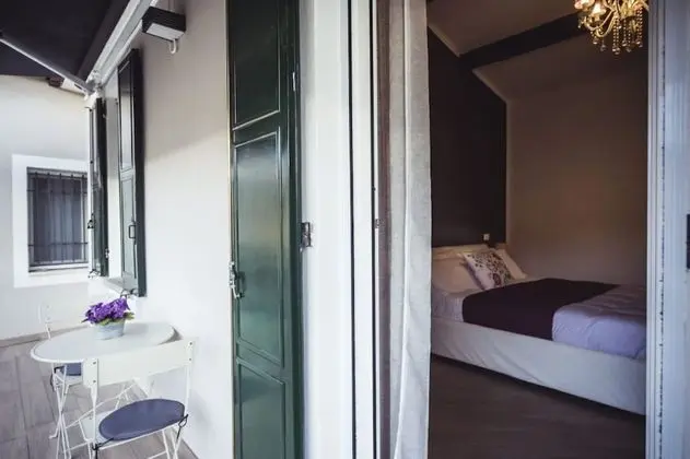 Tek Büyük Yataklı Oda (La Basilica)