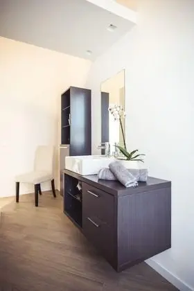 Tek Büyük Yataklı Oda (La Basilica)