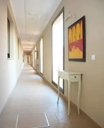 Büyük Yataklı Tek Kişilik Oda