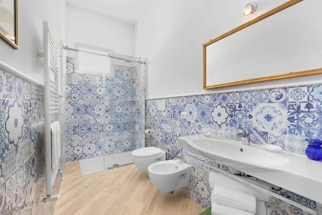 Standard Tek Büyük Yataklı Oda, Bahçe Manzaralı (Gardenia)