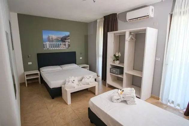Standard Üç Kişilik Oda