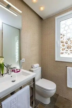 Çatı Katı Süiti (Penthouse), Sigara İçilmez