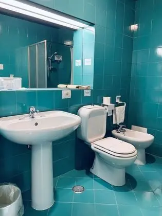 Standard Üç Kişilik Oda