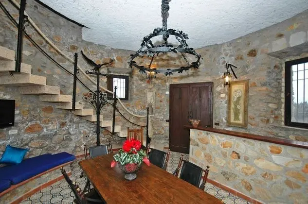 Ev, 3 Yatak Odası, Mutfak (Torre Rivolta)