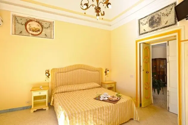 Superior Tek Büyük Yataklı Oda, Balkon, Deniz Manzaralı