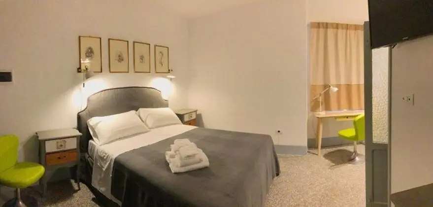 Tek Büyük Yataklı Oda