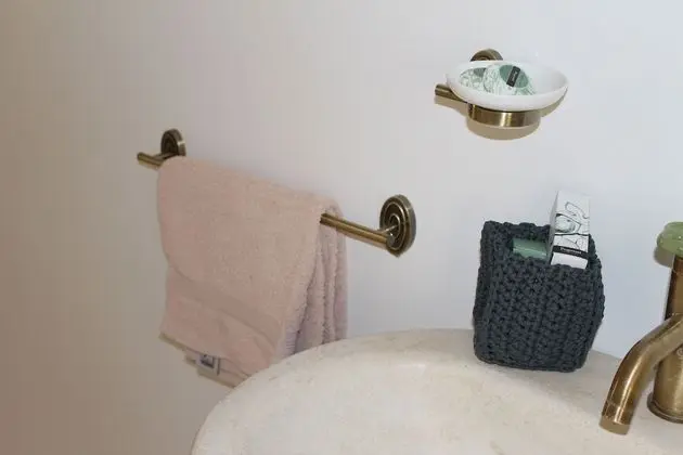 Tek Büyük Yataklı Oda (Audrey Hepburn)