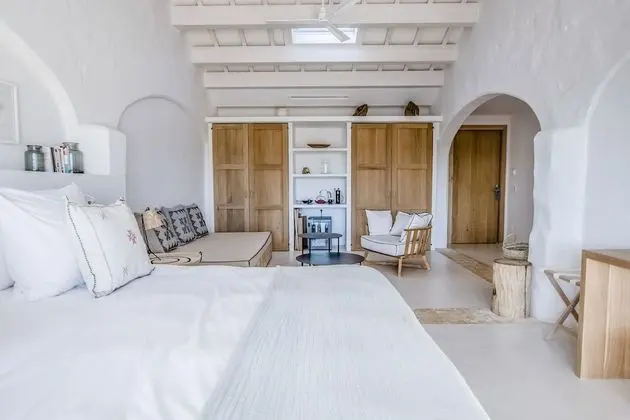 Premium Tek Büyük Yataklı Oda, Kişiye Özel Havuzlu (Torrevella Pool Prestige)